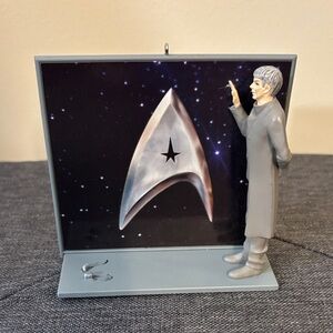 BROKEN 2012 Star Trek ornament Still Works Spock Hallmark FLAW